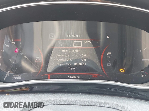 2013 Dodge Dart Limited с VIN 1C3CDFCH3DD198744, выставлен на аукционе IAAI как лот 42423221 с пробегом 132 286 миль миль и . История ставок и продаж доступна на DreamBid. Изображение 7.