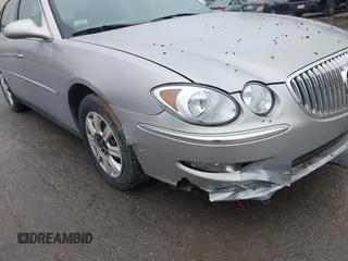 2008 Buick LaCrosse CX with VIN 2G4WC582981203100, listed as a IAAI auction lot 42186417 with 162,361 mi miles. Bid and sale history available at carsss.com. Image 6.