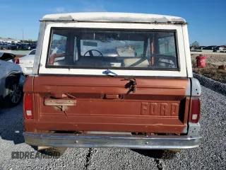 1976 Ford Bronco z VIN U15GLB55374, wystawiony jako Copart lot #82228864 z przebiegiem 289 351 mil mil oraz Nie do naprawy • Non repairable. Historia ofert i sprzedaży dostępna na DreamBid. Obrazek 6.