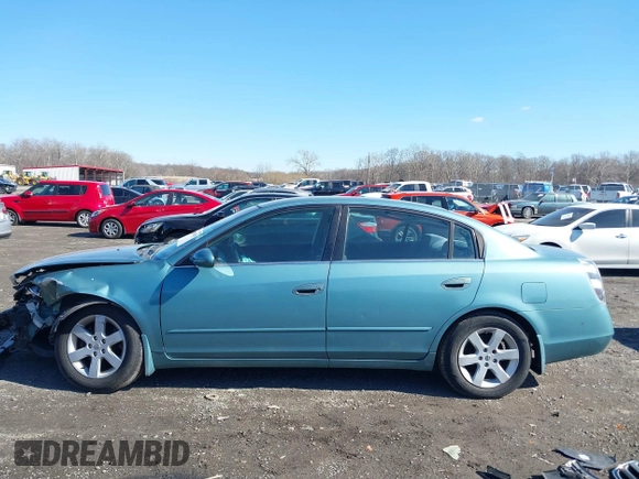 2002 Nissan Altima S with VIN 1N4AL11D92C152451, listed as a IAAI auction lot 41628699 with 143,184 mi miles. Bid and sale history available at carsss.com. Image 14.