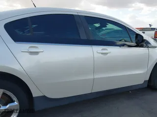 2013 Chevrolet Volt with VIN 1G1RB6E4XDU144257, listed as a IAAI auction lot 41958177 with 1 mi miles. Bid and sale history available at carsss.com. Image 12.