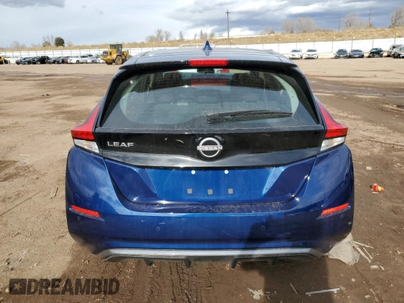 2025 Nissan LEAF S z VIN 1N4AZ1BV6SC561609, wystawiony jako Copart lot #81307814 z przebiegiem 1 116 mil mil oraz Szkoda całkowita • Salvage title. Historia ofert i sprzedaży dostępna na DreamBid. Obrazek 6.