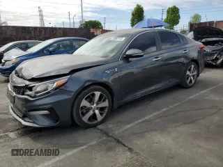 2020 Kia Optima LX z VIN 5XXGT4L35LG437014, wystawiony jako Copart lot #53665145 z przebiegiem 86 680 mil mil oraz Szkoda całkowita • Salvage title. Historia ofert i sprzedaży dostępna na DreamBid. Obrazek 1.