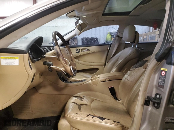 2007 Mercedes-Benz CLS-Class 5.5L with VIN WDDDJ72X77A084281, listed as a Copart auction lot 51673165 with 248,113 mi miles and Salvage Title. Bid and sale history available at carsss.com. Image 7.