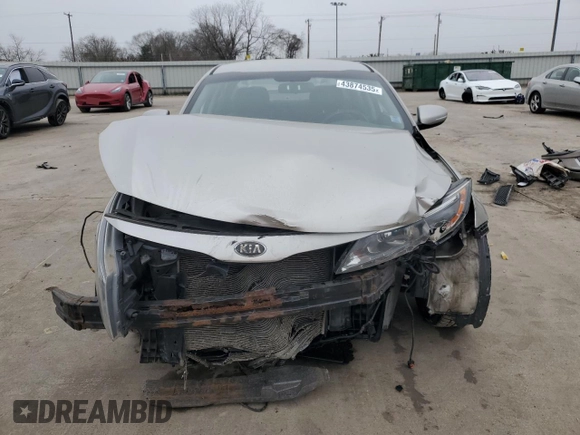 2015 Kia Optima LX z VIN KNAGM4A78F5530621, wystawiony jako Copart lot #43874535 z przebiegiem Nie podano mil oraz Szkoda całkowita • Salvage title. Historia ofert i sprzedaży dostępna na DreamBid. Obrazek 5.