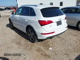 2014 Audi Q5 Premium Plus z VIN WA1DGAFP5EA058740, wystawiony jako IAAI lot #41734443 z przebiegiem 129 878 mil mil oraz . Historia ofert i sprzedaży dostępna na DreamBid. Obrazek 3.