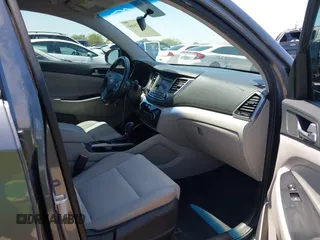 2017 Hyundai Tucson Value with VIN KM8J33A29HU312752, listed as a IAAI auction lot 42575164 with 76,297 mi miles and . Bid and sale history available at DreamBid. Image 5.