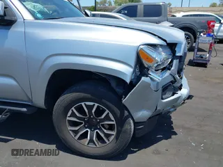 2022 Toyota Tacoma SR with VIN 3TYAX5GN4NT037625, listed as a IAAI auction lot 42382411 with 49,703 mi miles and . Bid and sale history available at DreamBid. Image 12.