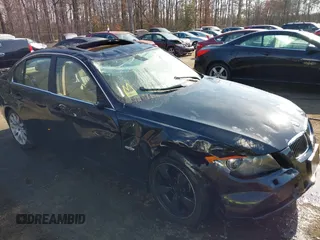 2006 BMW 3 Series 330xi with VIN WBAVD33546KV67597, listed as a IAAI auction lot 41754619 with 1 mi miles. Bid and sale history available at carsss.com. Image 6.