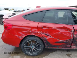 2018 BMW 3 Series 340i xDrive with VIN WBA8Y3C53JG451398, listed as a IAAI auction lot 41516884 with 88,609 mi miles and . Bid and sale history available at carsss.com. Image 19.