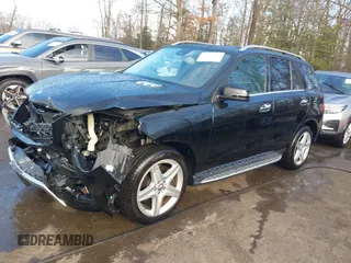 2014 Mercedes-Benz M 550 with VIN 4JGDA7DBXEA336013, listed as a IAAI auction lot 41517806 with 85,110 mi miles and . Bid and sale history available at carsss.com. Image 17.