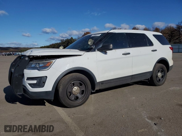 2016 Ford Utility Police Interceptor with VIN 1FM5K8AR5GGC95704, listed as a Copart auction lot 75960233 with 168,894 mi miles and Non Repairable. Bid and sale history available at carsss.com. Image 1.