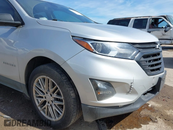 2021 Chevrolet Equinox LT with VIN 3GNAXKEV2ML344025, listed as a IAAI auction lot 41667714 with 80,122 mi miles. Bid and sale history available at carsss.com. Image 6.