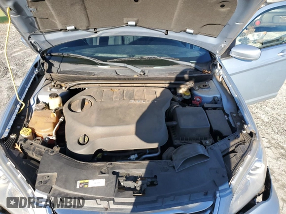 2014 Chrysler 200 LX with VIN 1C3CCBAG8EN172139, listed as a Copart auction lot 87278814 with 140,186 mi miles and Salvage Title. Bid and sale history available at carsss.com. Image 11.