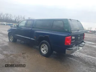 2007 Dodge Dakota ST z VIN 1D7HE22K77S181214, wystawiony jako IAAI lot #41911600 z przebiegiem 156 393 mil mil oraz . Historia ofert i sprzedaży dostępna na DreamBid. Obrazek 3.
