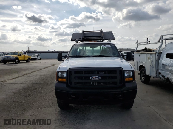 2006 Ford Super Duty F-250 XL with VIN 1FTSX21586EA29669, listed as a Copart auction lot 71964414 with 298,897 mi miles and Clean Title. Bid and sale history available at carsss.com. Image 5.