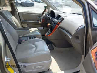 2002 Lexus RX 300 with VIN JTJHF10U620271641, listed as a IAAI auction lot 42681622 with 225,526 mi miles and . Bid and sale history available at DreamBid. Image 5.