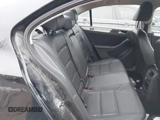 2013 Volkswagen Jetta SE with VIN 3VWDP7AJ1DM288236, listed as a IAAI auction lot 41706050 with 156,898 mi miles and . Bid and sale history available at DreamBid. Image 8.