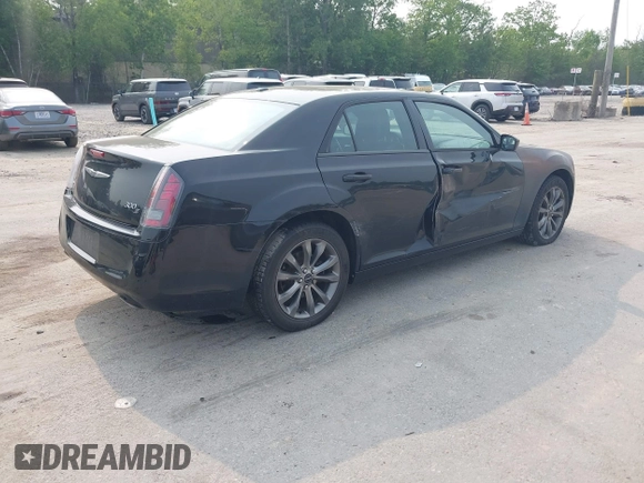 2014 Chrysler 300 S z VIN 2C3CCAGG8EH222645, wystawiony jako IAAI lot #42381766 z przebiegiem 254 710 mil mil oraz . Historia ofert i sprzedaży dostępna na DreamBid. Obrazek 4.
