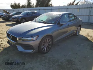 2019 Volvo S60 Momentum with VIN 7JRA22TK8KG015087, listed as a Copart auction lot 40616913 with 25,728 mi miles. Bid and sale history available at carsss.com. Image 1.