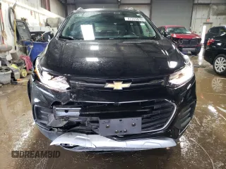 2020 Chevrolet Trax LT with VIN 3GNCJPSB5LL230066, listed as a Copart auction lot 47265815 with 32,501 mi miles and Salvage Title. Bid and sale history available at carsss.com. Image 5.