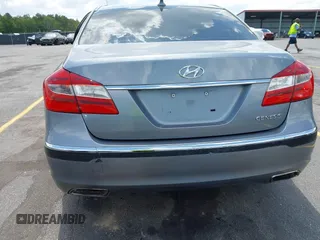 2013 Hyundai Genesis 3.8L with VIN KMHGC4DD1DU256345, listed as a IAAI auction lot 42187431 with 117,528 mi miles and . Bid and sale history available at DreamBid. Image 17.