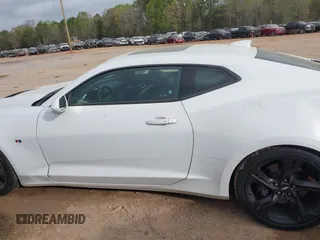 2019 Chevrolet Camaro 2SS with VIN 1G1FH1R79K0138141, listed as a IAAI auction lot 41957998 with 98,283 mi miles and . Bid and sale history available at DreamBid. Image 14.