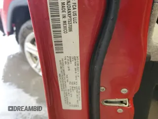 2023 Jeep Compass Sport z VIN 3C4NJDANXPT537086, wystawiony jako Copart lot #49070265 z przebiegiem 14 929 mil mil oraz Szkoda całkowita • Salvage title. Historia ofert i sprzedaży dostępna na DreamBid. Obrazek 13.