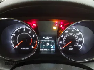 2021 Mitsubishi Outlander ES z VIN JA4APUAU0MU030598, wystawiony jako IAAI lot #40512460 z przebiegiem 52 666 mil mil oraz . Historia ofert i sprzedaży dostępna na DreamBid. Obrazek 7.