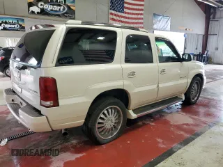 2003 Cadillac Escalade z VIN 1GYEK63N83R191493, wystawiony jako Copart lot #59998045 z przebiegiem 233 626 mil mil oraz Czysty tytuł • Clean title. Historia ofert i sprzedaży dostępna na DreamBid. Obrazek 3.