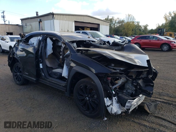 2022 Lexus UX 250h z VIN JTHX9JBHXN2060665, wystawiony jako Copart lot #72070644 z przebiegiem Nie podano mil oraz Szkoda całkowita • Salvage title. Historia ofert i sprzedaży dostępna na DreamBid. Obrazek 4.