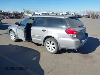 2009 Subaru Outback Special Edtn with VIN 4S4BP61C396312660, listed as a IAAI auction lot 41467701 with 198,743 mi miles. Bid and sale history available at carsss.com. Image 3.