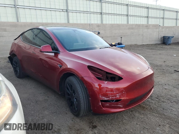 2024 Tesla Model Y Long Range z VIN 7SAYGDEE4RA240502, wystawiony jako Copart lot #48730435 z przebiegiem 16 041 mil mil oraz Szkoda całkowita • Salvage title. Historia ofert i sprzedaży dostępna na DreamBid. Obrazek 4.