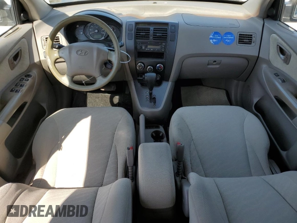 2005 Hyundai Tucson GL with VIN KM8JM12B75U163964, listed as a Copart auction lot 53674845 with 111,665 mi miles and Clean Title. Bid and sale history available at carsss.com. Image 8.