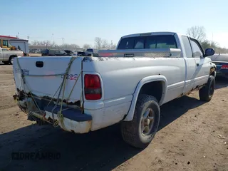 2001 Dodge 1500 with VIN 3B7HF13Z81G238726, listed as a IAAI auction lot 41732555 with 247,014 mi miles. Bid and sale history available at carsss.com. Image 4.