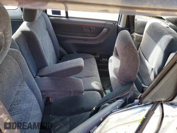 2001 Honda CR-V LX with VIN JHLRD18401S026020, listed as a Copart auction lot 46392875 with 123,210 mi miles and Salvage Title. Bid and sale history available at carsss.com. Image 11.