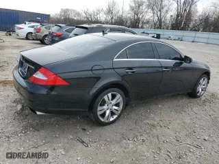 2010 Mercedes-Benz CLS-Class CLS 550 with VIN WDDDJ7CB0AA163379, listed as a Copart auction lot 52912355 with 148,248 mi miles and Non Repairable. Bid and sale history available at carsss.com. Image 3.