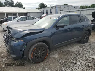 2025 Mazda CX-50 S Premium z VIN 7MMVABDM4SN353794, wystawiony jako Copart lot #60755495 z przebiegiem 1 732 mil mil oraz Szkoda całkowita • Salvage title. Historia ofert i sprzedaży dostępna na DreamBid. Obrazek 1.