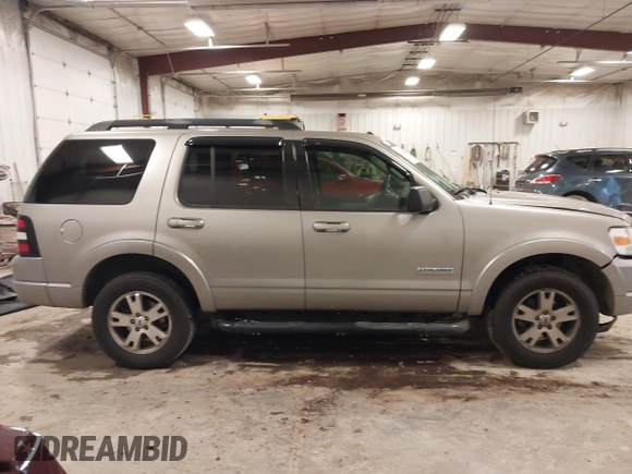 2008 Ford Explorer XLT with VIN 1FMEU63E88UB03042, listed as a IAAI auction lot 41136188 with 79,503 mi miles. Bid and sale history available at carsss.com. Image 13.