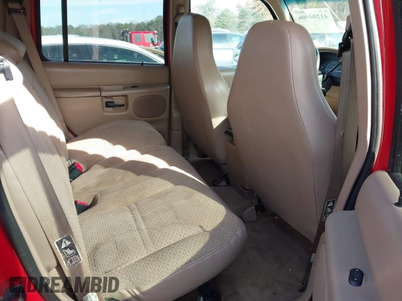 1999 Ford Explorer with VIN 1FMZU32X5XUB99942, listed as a IAAI auction lot 41204906 with 212,882 mi miles and . Bid and sale history available at DreamBid. Image 8.