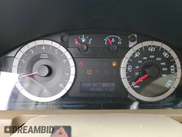 2011 Ford Escape XLT с VIN 1FMCU9DG5BKA60274, выставлен на аукционе Copart как лот 64387035 с пробегом 196 452 миль миль и Чистый • Clean title. История ставок и продаж доступна на DreamBid. Изображение 9.