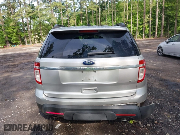 2011 Ford Explorer with VIN 1FMHK8B84BGA71822, listed as a IAAI auction lot 42362672 with 294,710 mi miles and . Bid and sale history available at DreamBid. Image 17.