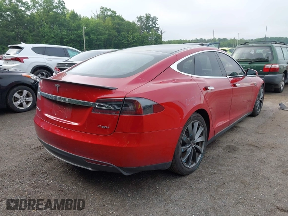 2013 Tesla Model S Performance с VIN 5YJSA1DP1DFP10048, выставлен на аукционе IAAI как лот 42523396 с пробегом 135 396 миль миль и . История ставок и продаж доступна на DreamBid. Изображение 4.