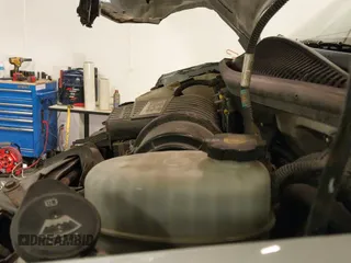 2008 Chevrolet Express Passenger with VIN 1GAGG25K581113442, listed as a IAAI auction lot 41770836 with 172,065 mi miles and . Bid and sale history available at DreamBid. Image 25.