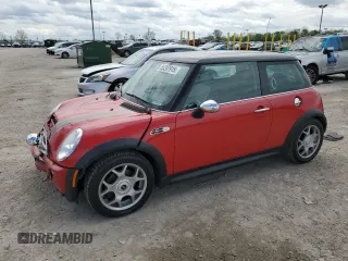 2005 MINI Hardtop S z VIN WMWRE33505TL15594, wystawiony jako Copart lot #55207915 z przebiegiem Nie podano mil oraz Szkoda całkowita • Salvage title. Historia ofert i sprzedaży dostępna na DreamBid. Obrazek 1.