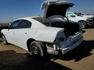2011 Dodge Charger RT Max with VIN 2B3CM5CT5BH610920, listed as a Copart auction lot 73713394 with 136,088 mi miles and Salvage Title. Bid and sale history available at carsss.com. Image 2.