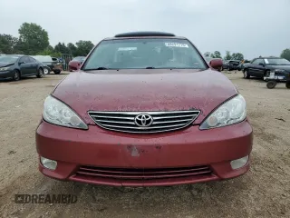 2005 Toyota Camry LE with VIN 4T1BE30KX5U086586, listed as a Copart auction lot 60291715 with 180,421 mi miles and Salvage title. Bid and sale history available at DreamBid. Image 5.