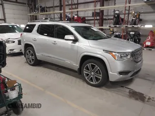 2017 GMC Acadia Denali z VIN 1GKKNXLSXHZ177151, wystawiony jako IAAI lot #42017941 z przebiegiem 114 287 mil mil oraz . Historia ofert i sprzedaży dostępna na DreamBid. Obrazek 1.