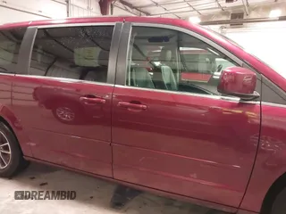 2017 Dodge Grand Caravan SXT with VIN 2C4RDGCG5HR749052, listed as a IAAI auction lot 42010625 with 118,833 mi miles and . Bid and sale history available at DreamBid. Image 13.