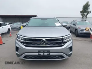 2021 Volkswagen Atlas SE с VIN 1V2WC2CA5MC236132, выставлен на аукционе IAAI как лот 42391621 с пробегом 55 145 миль миль и . История ставок и продаж доступна на DreamBid. Изображение 13.